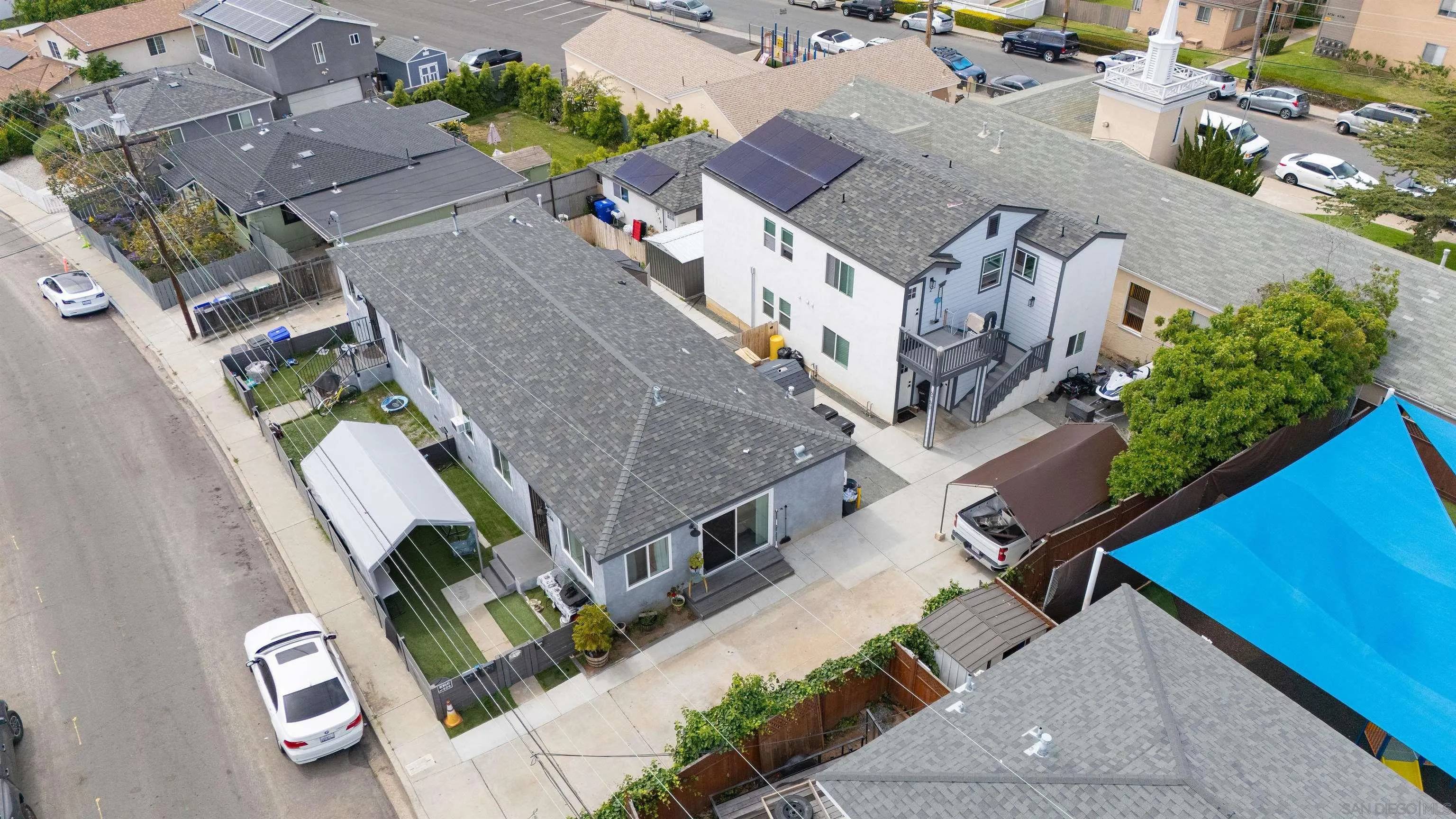 San Diego, CA 92111,6744-6750 N Elman