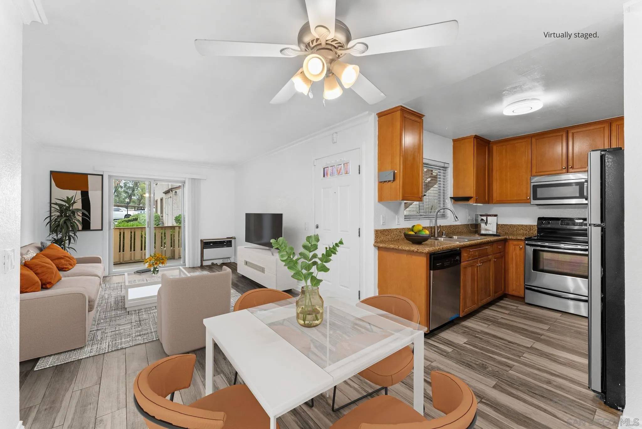 El Cajon, CA 92021,1423 Graves Ave #135
