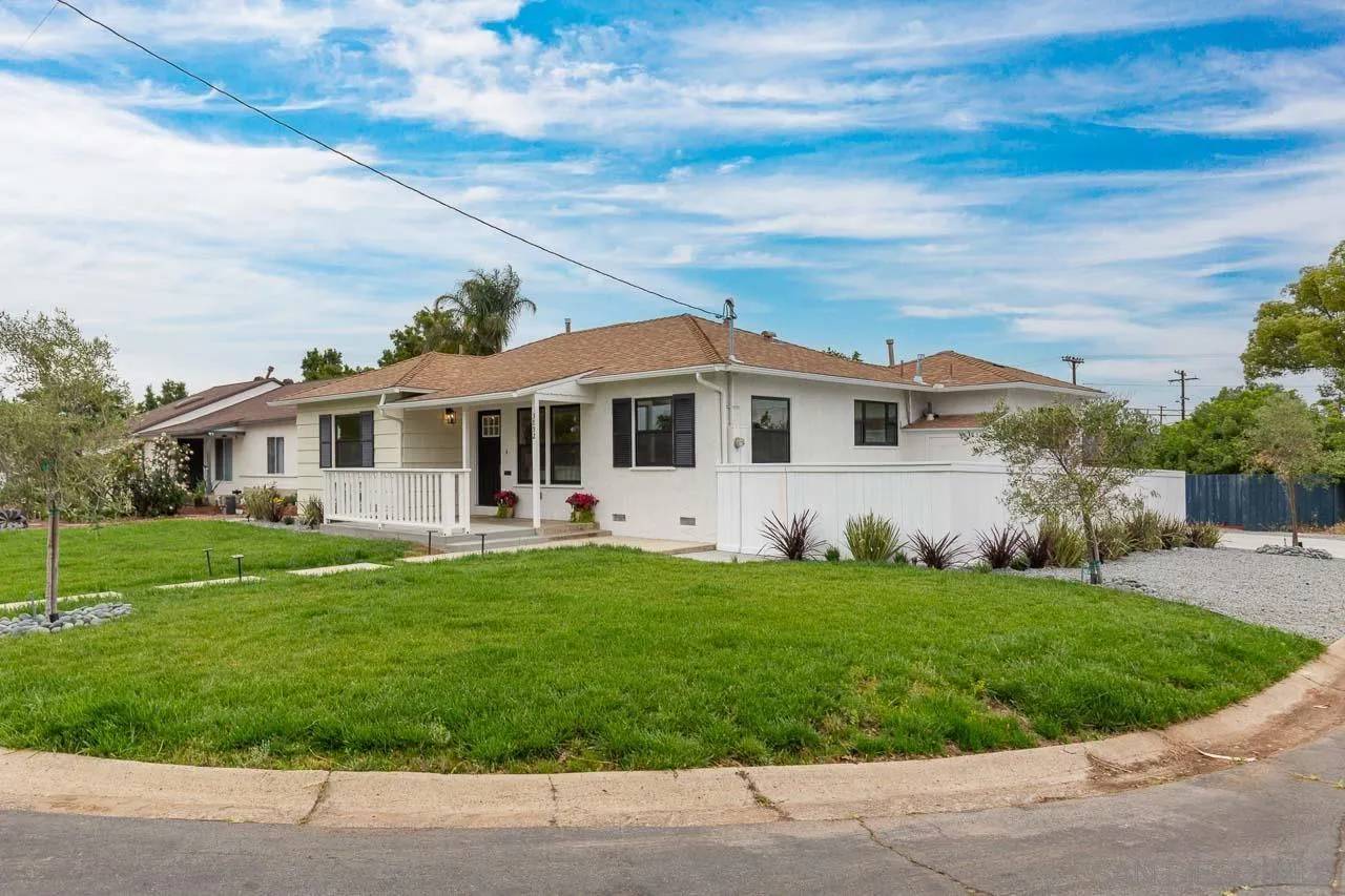 La Mesa, CA 91941,3892 Bass St.