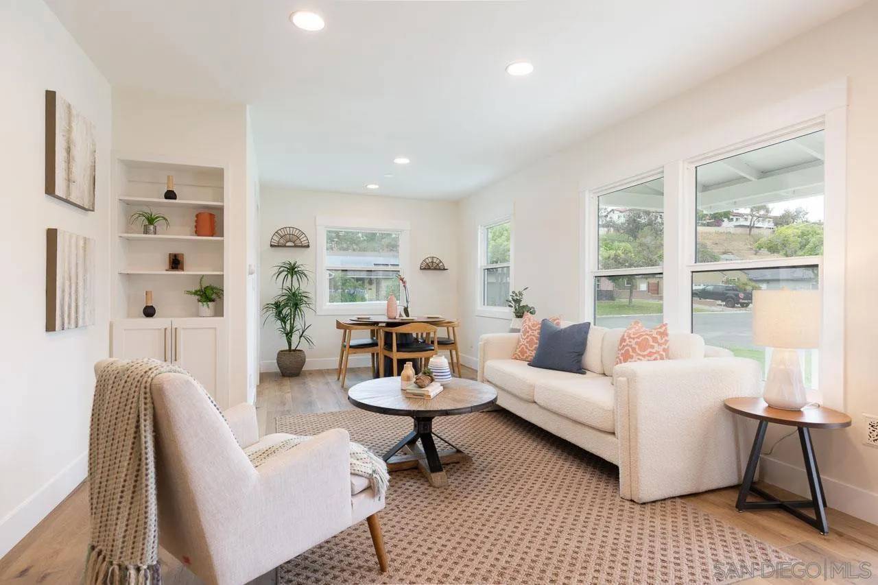 La Mesa, CA 91941,3892 Bass St.
