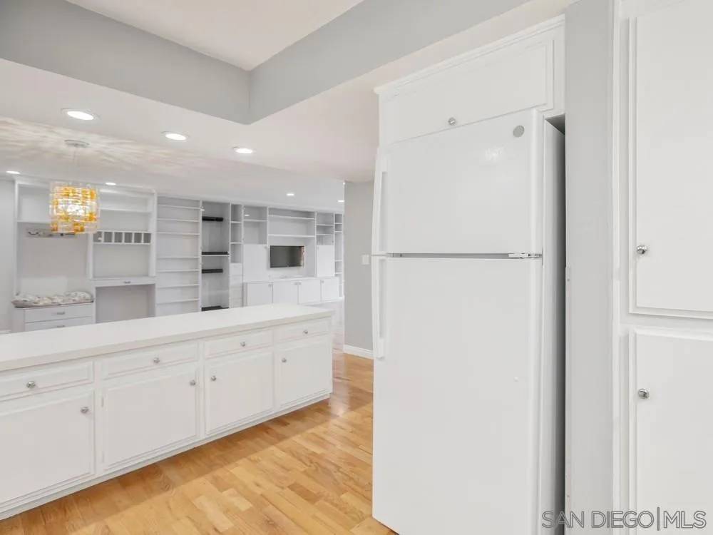 La Mesa, CA 91942,4900 Rosehedge #210