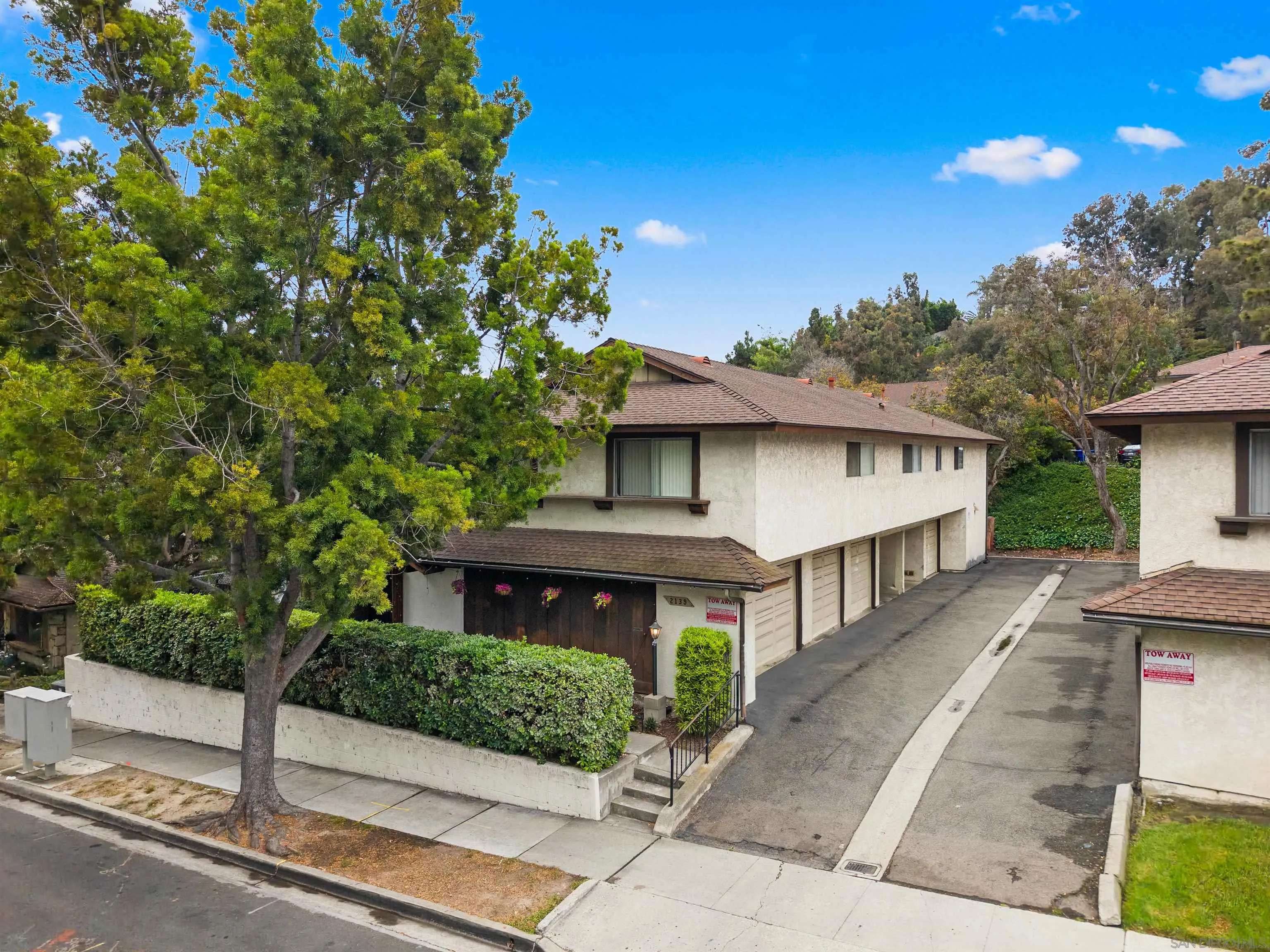 Oceanside, CA 92054,2139 Via Esmarca