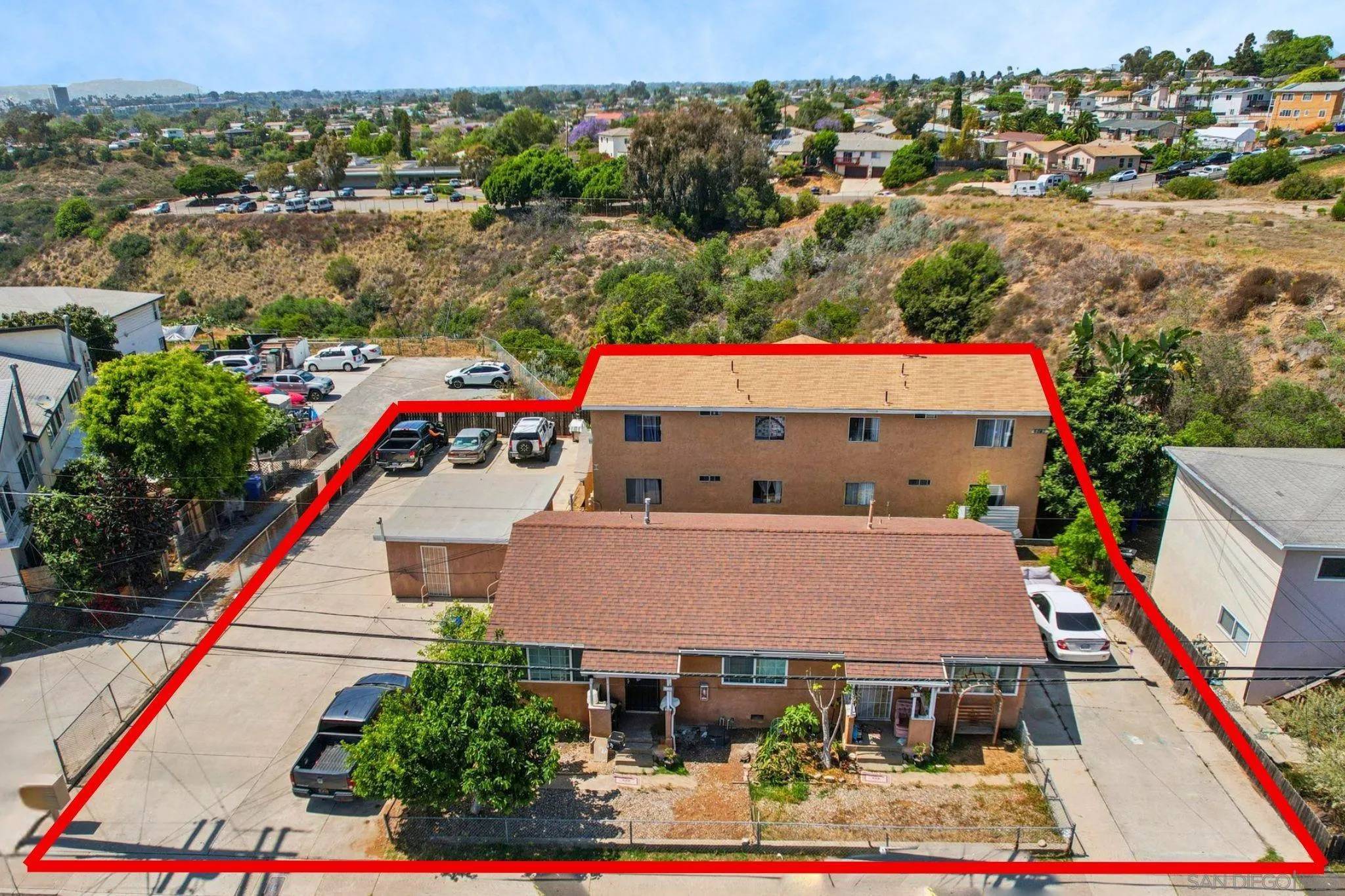 San Diego, CA 92111,6736-6740 Kelly St