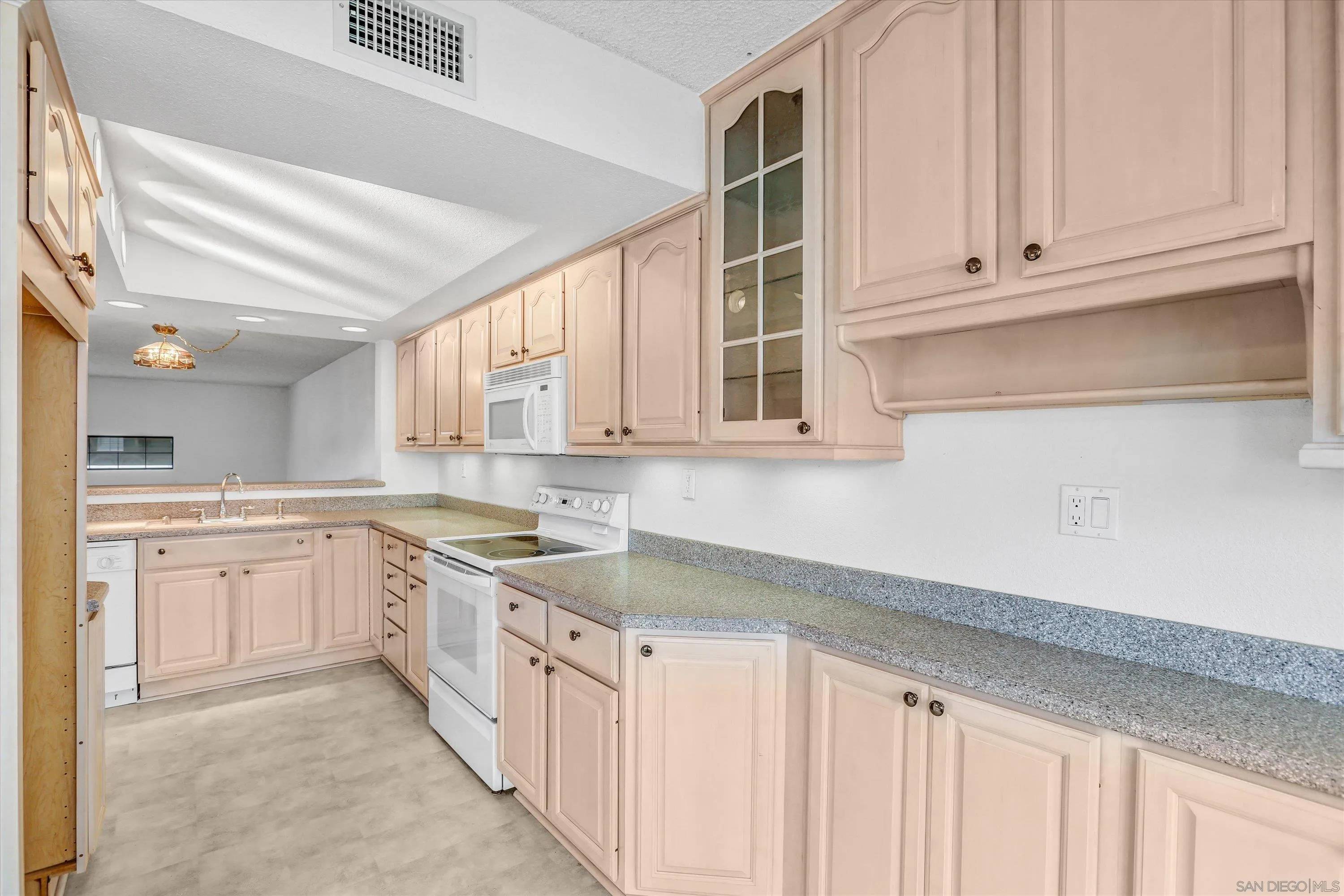 San Diego, CA 92120,3631 Mission Mesa Way