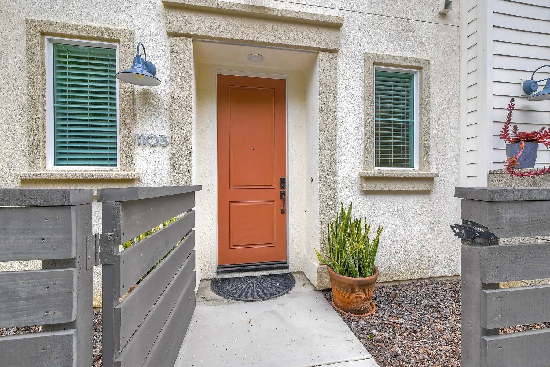 Oceanside, CA 92054,1103 Makena Way