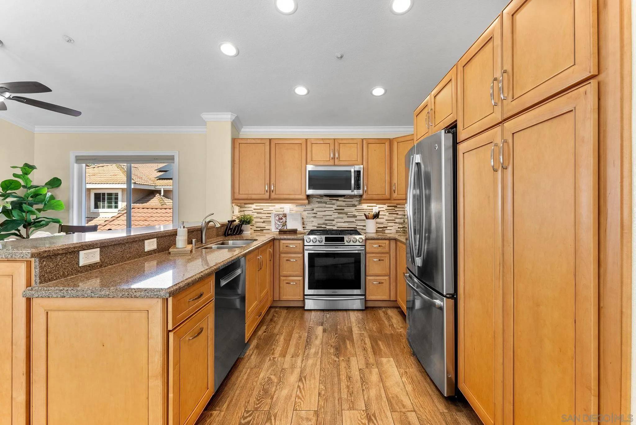 Santee, CA 92071,257 Brookview