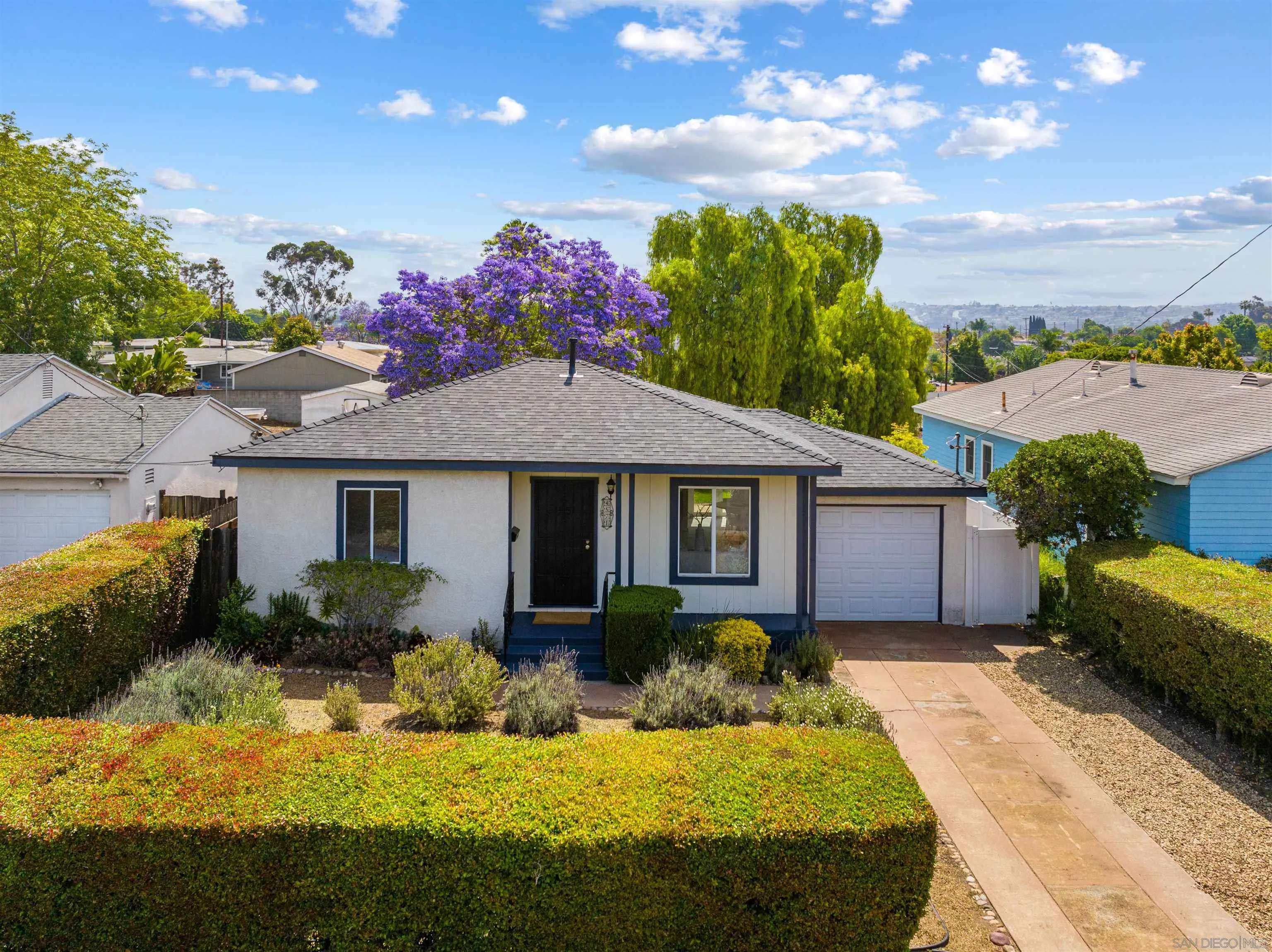 La Mesa, CA 91942,4571 68Th St
