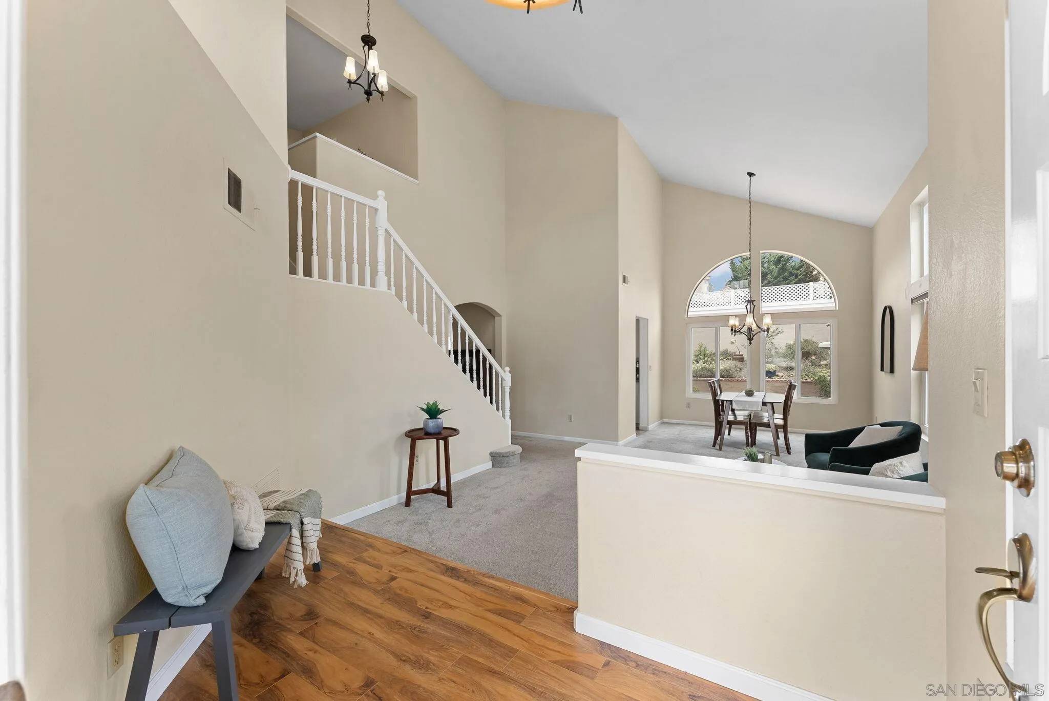 Oceanside, CA 92057,729 Mosaic Cir
