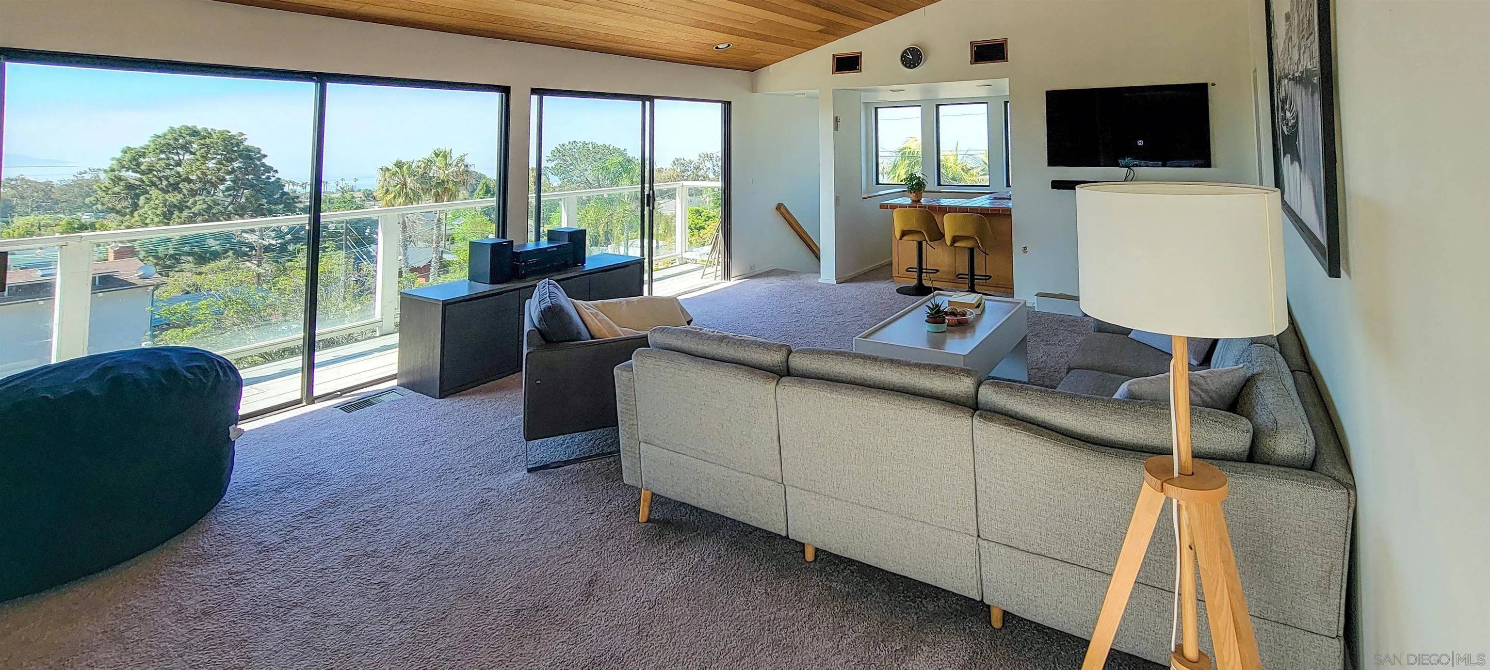 La Jolla, CA 92037,5643 Linda Rosa Ave