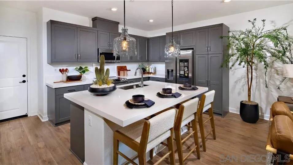 Chula Vista, CA 91911,792 Mateo Street #2