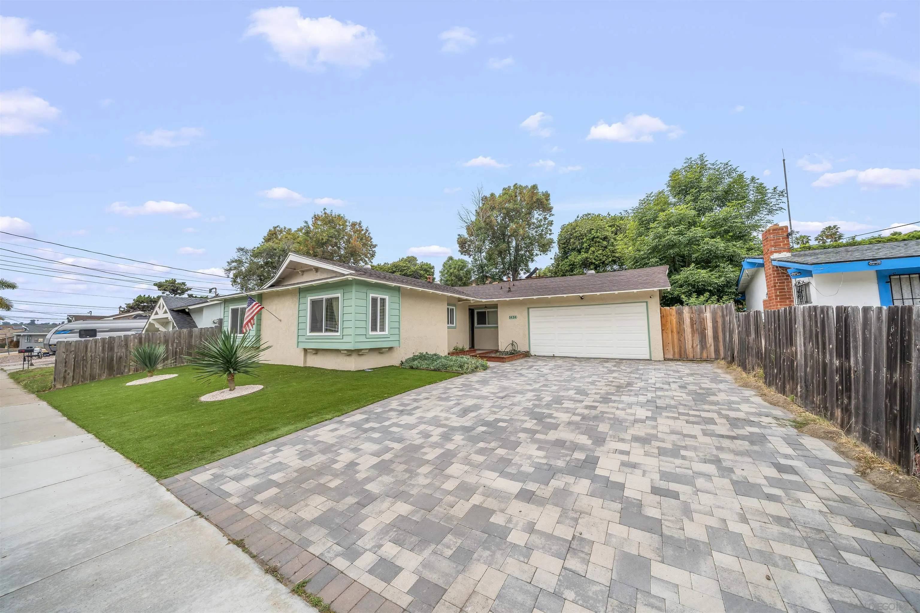 Lemon Grove, CA 91945,1434 San Altos Pl