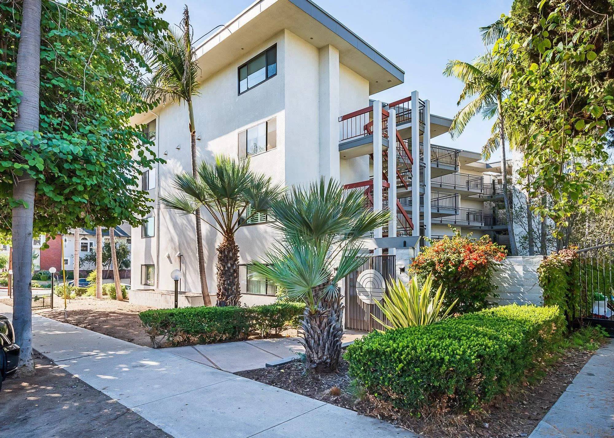San Diego, CA 92101,2414 Front St #19