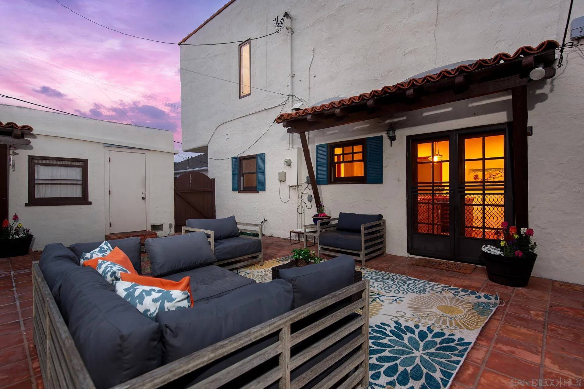 San Diego, CA 92106,3235 Curtis St