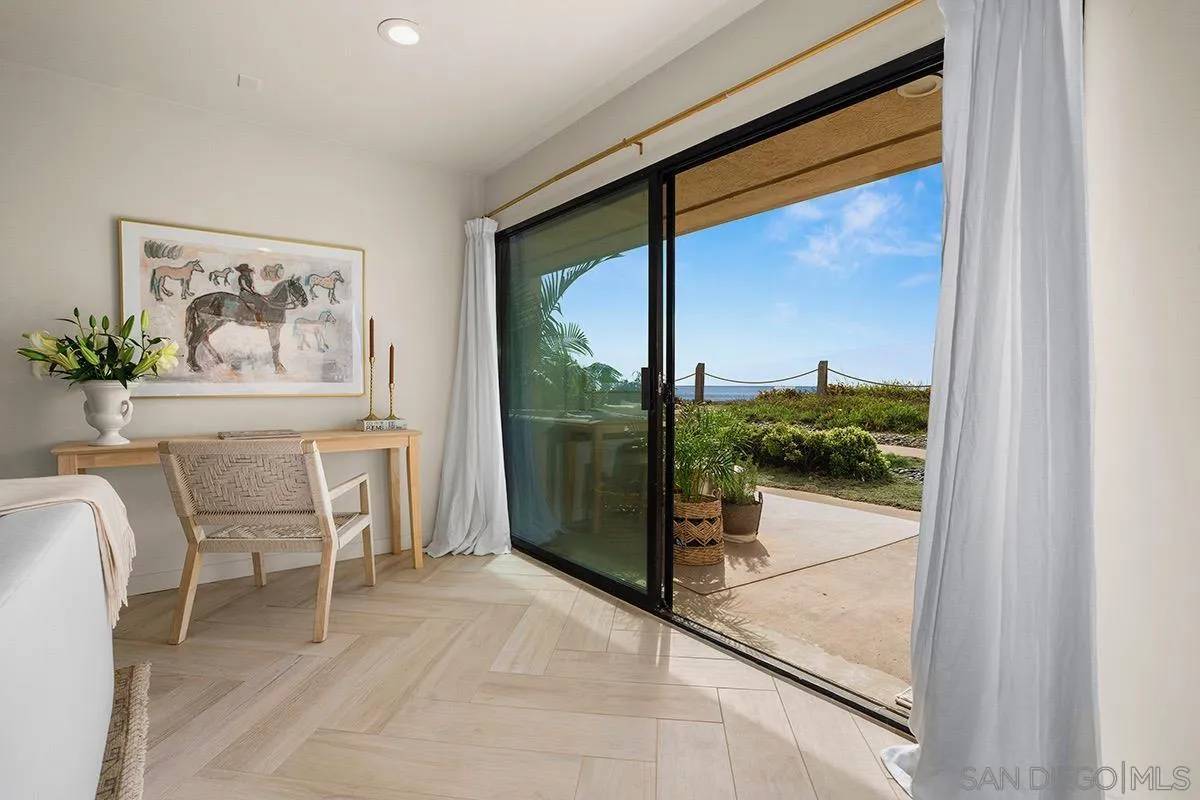 Solana Beach, CA 92075,435 S Sierra Ave #114