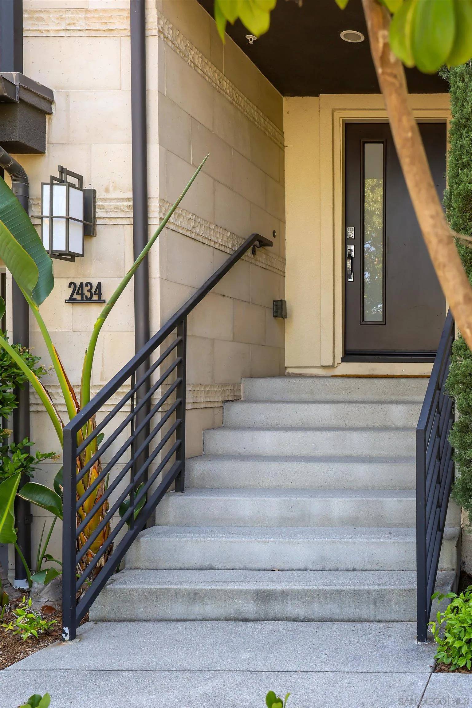 San Diego, CA 92108,2434 Via Alta