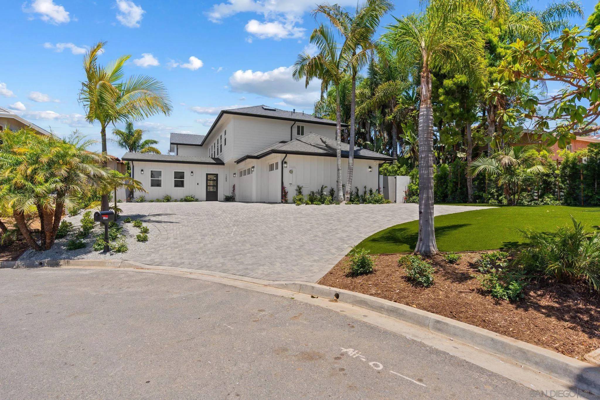 Carlsbad, CA 92008,1384 Cynthia Ln