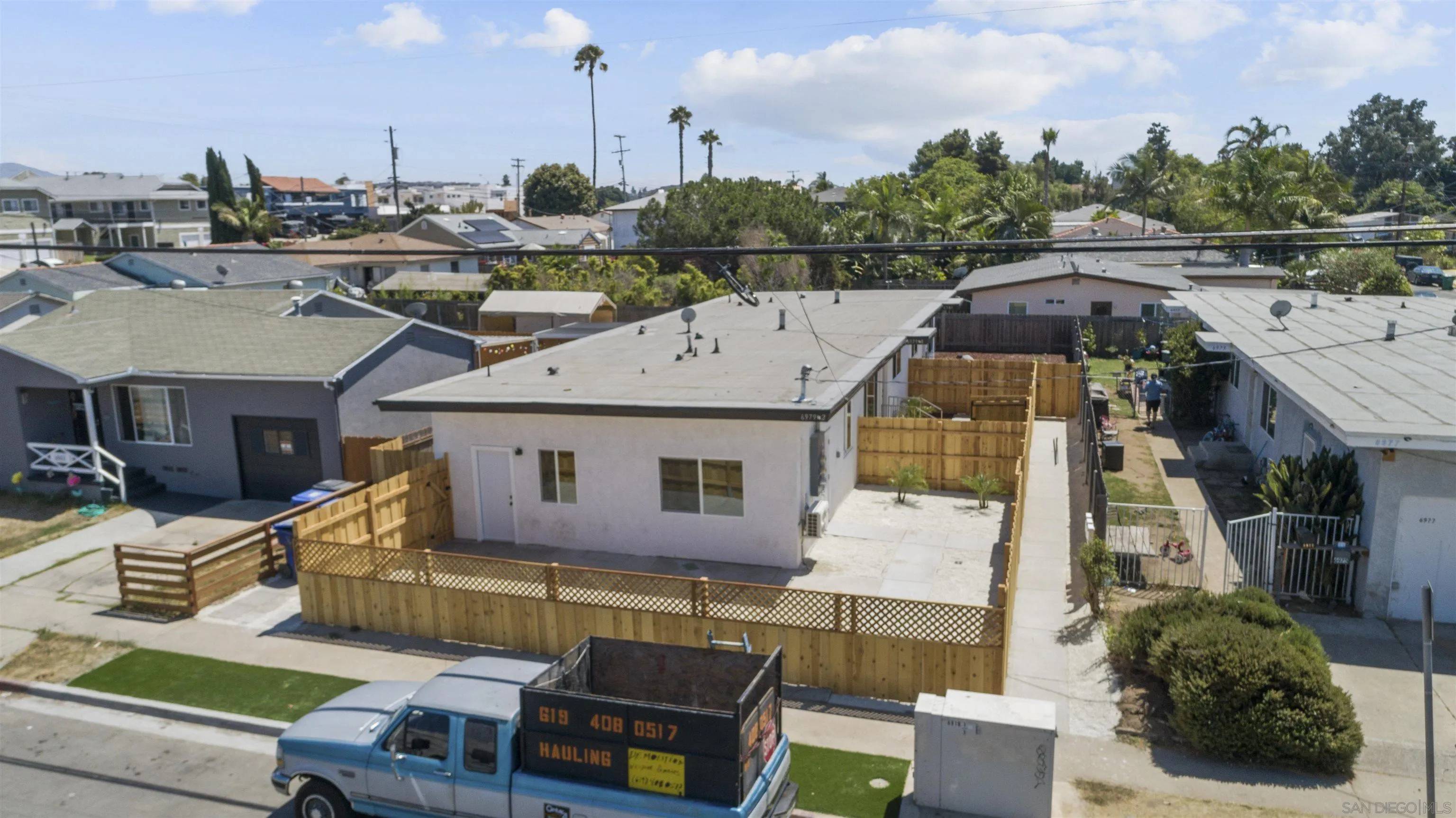 San Diego, CA 92115,6979-81 Amherst