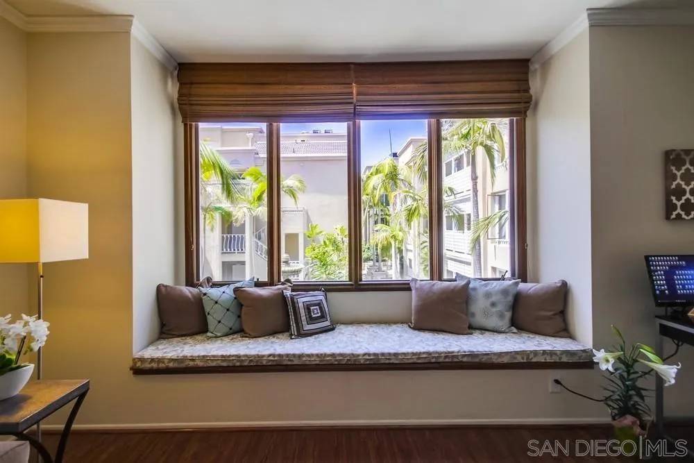 San Diego, CA 92122,4012 Nobel Drive #202