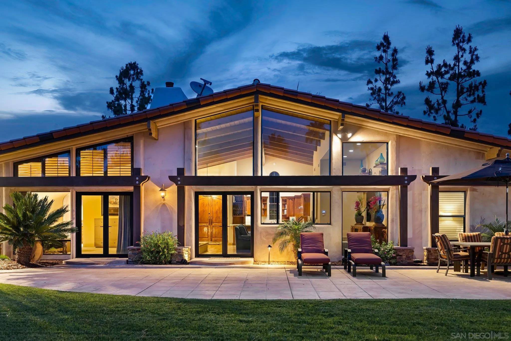 Rancho Santa Fe, CA 92067,16822 Zumaque St
