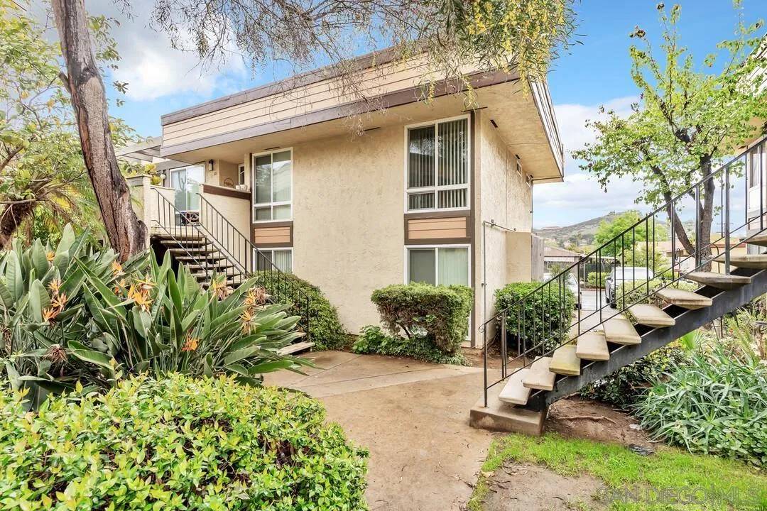 El Cajon, CA 92021,745 E Bradley Ave #10