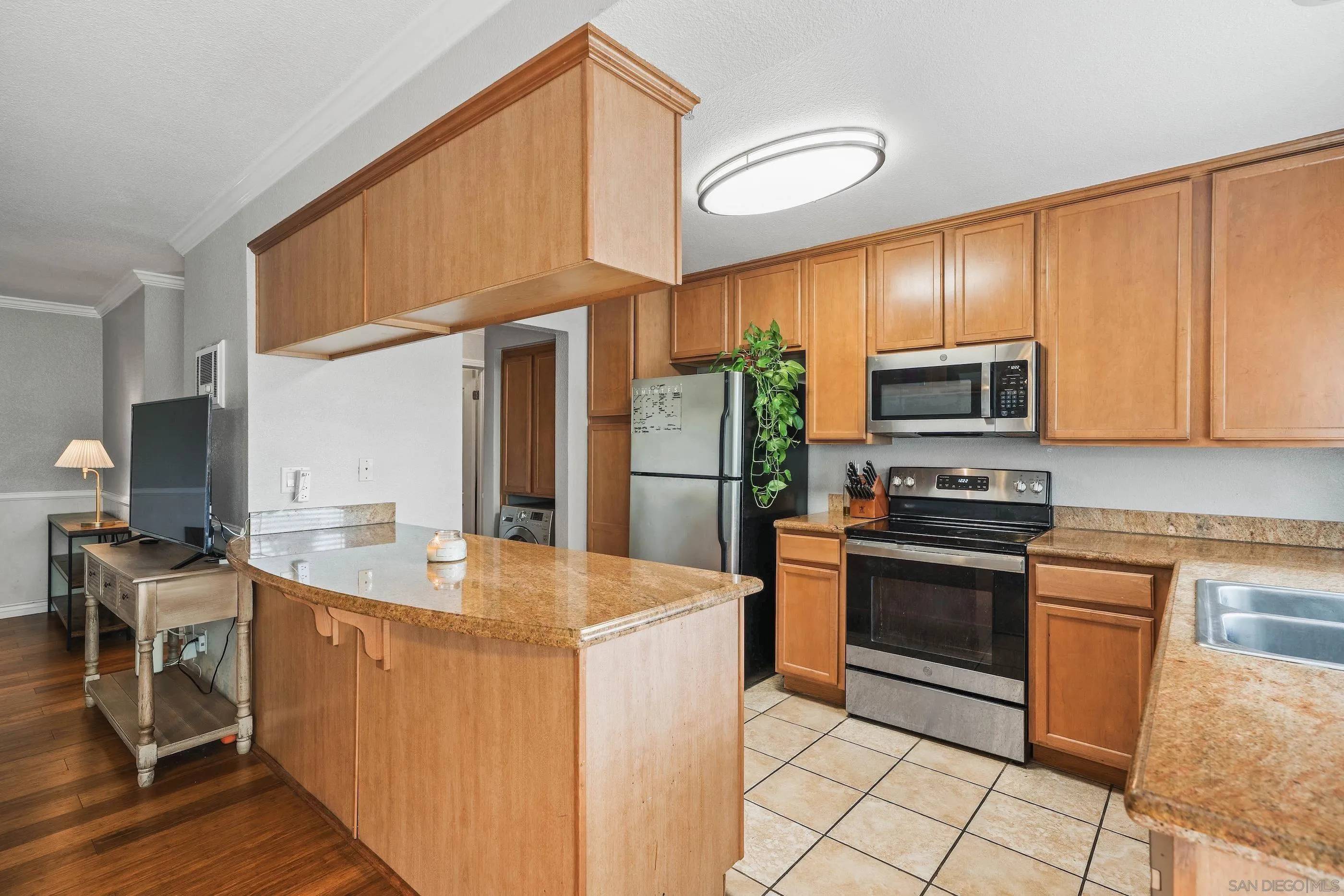 Oceanside, CA 92058,615 Fredricks ave #145