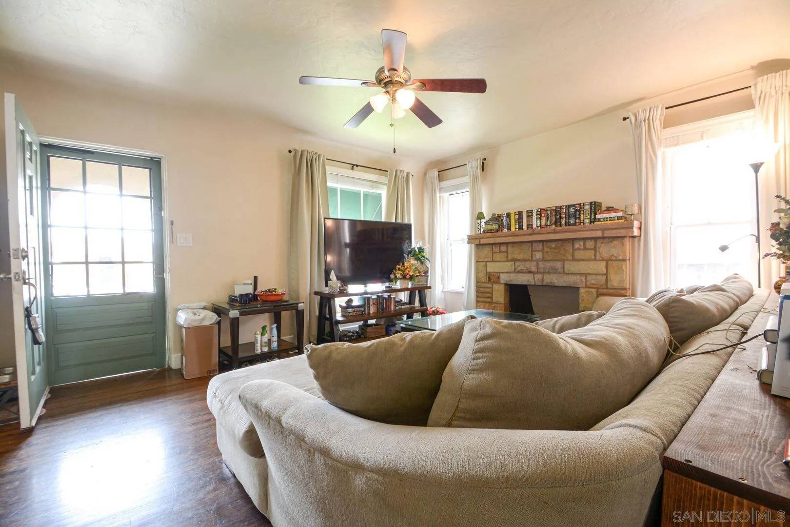 San Diego, CA 92115,4445 50th St