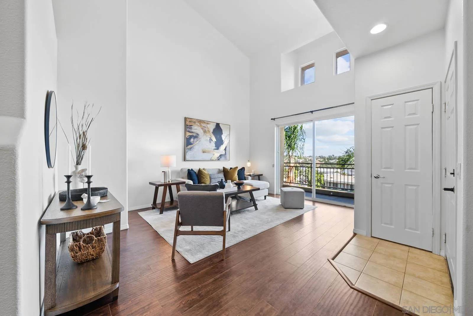 San Diego, CA 92105,5439 Soho View Ter