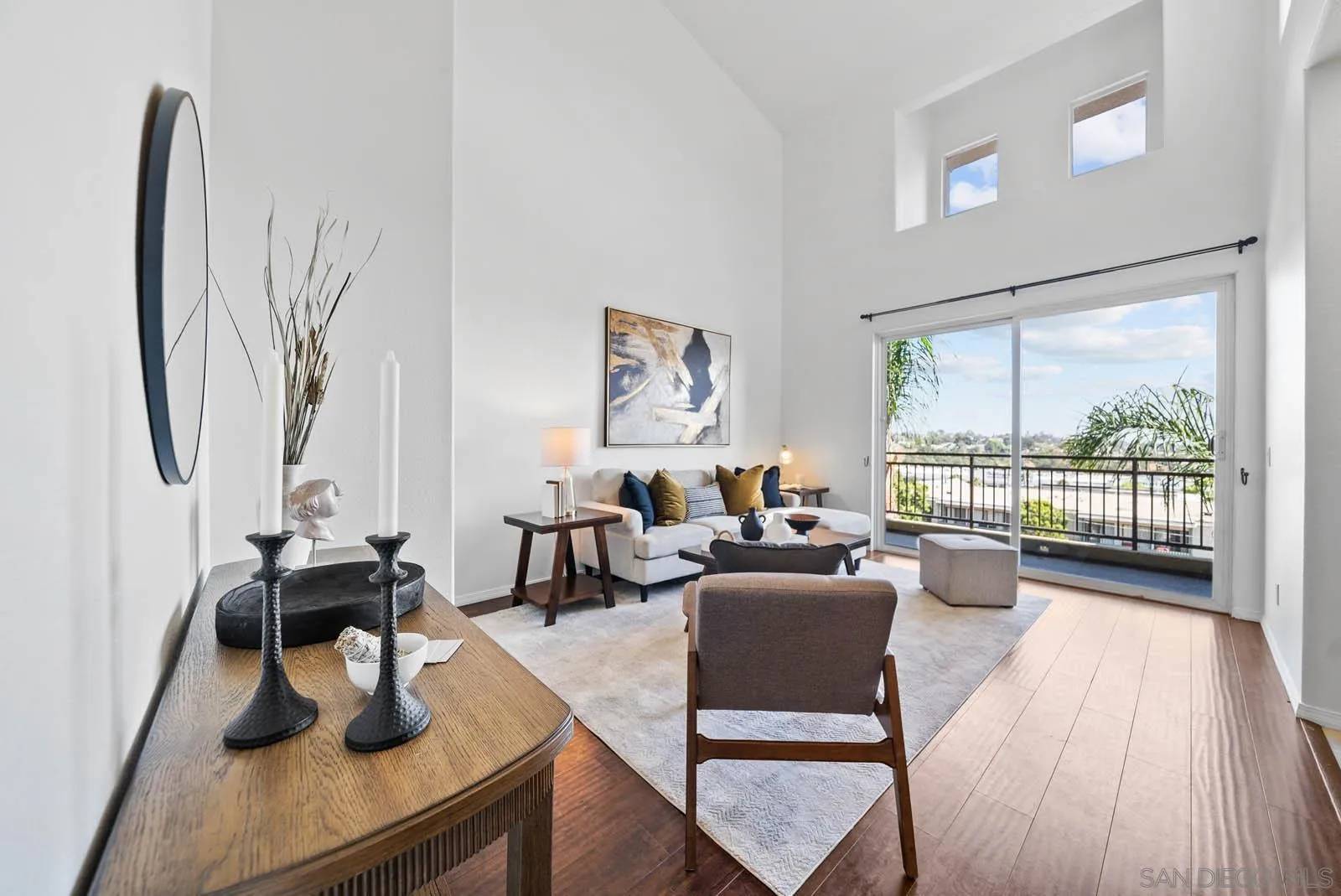 San Diego, CA 92105,5439 Soho View Ter
