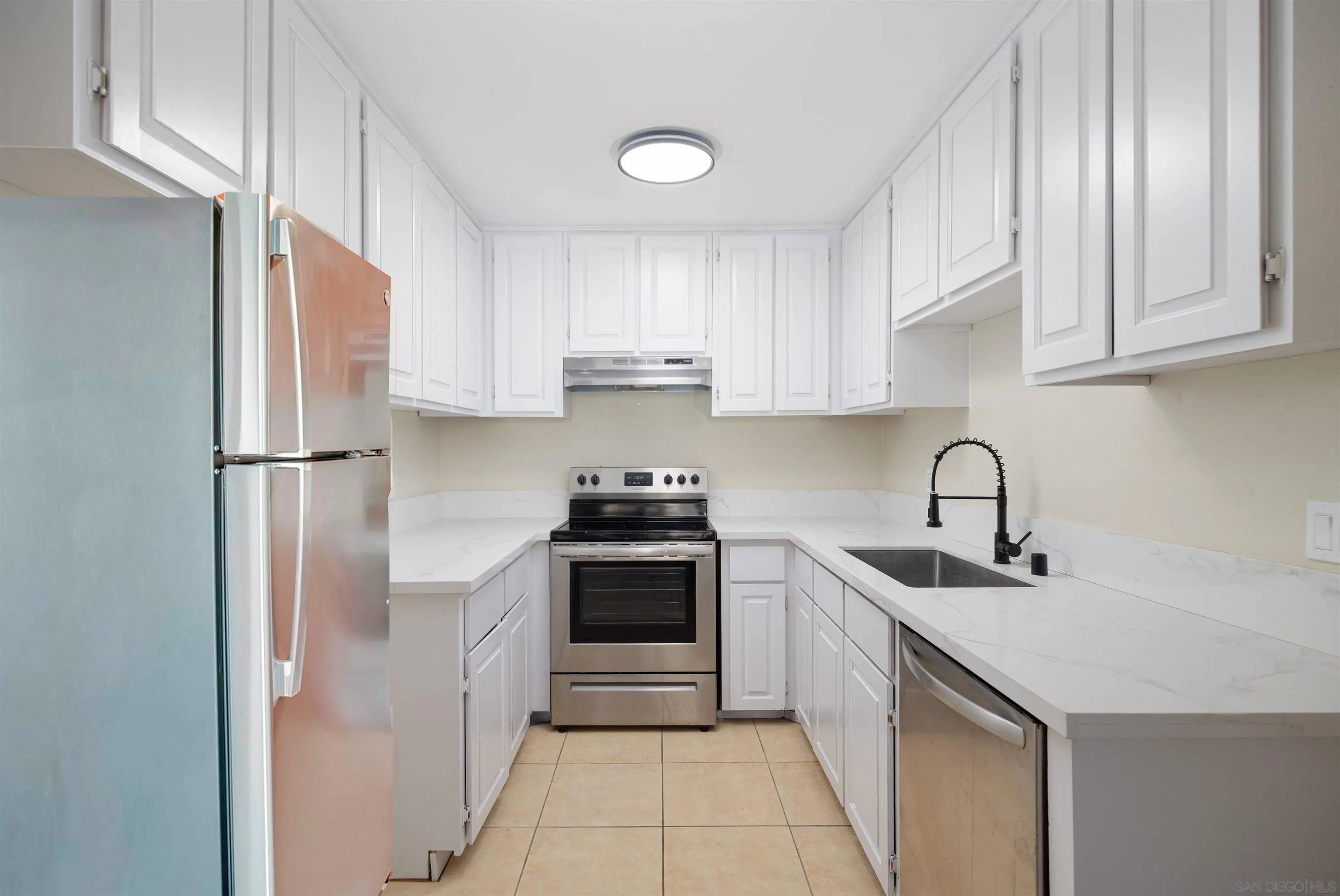 Spring Valley, CA 91977,3557 Kenora Dr #19