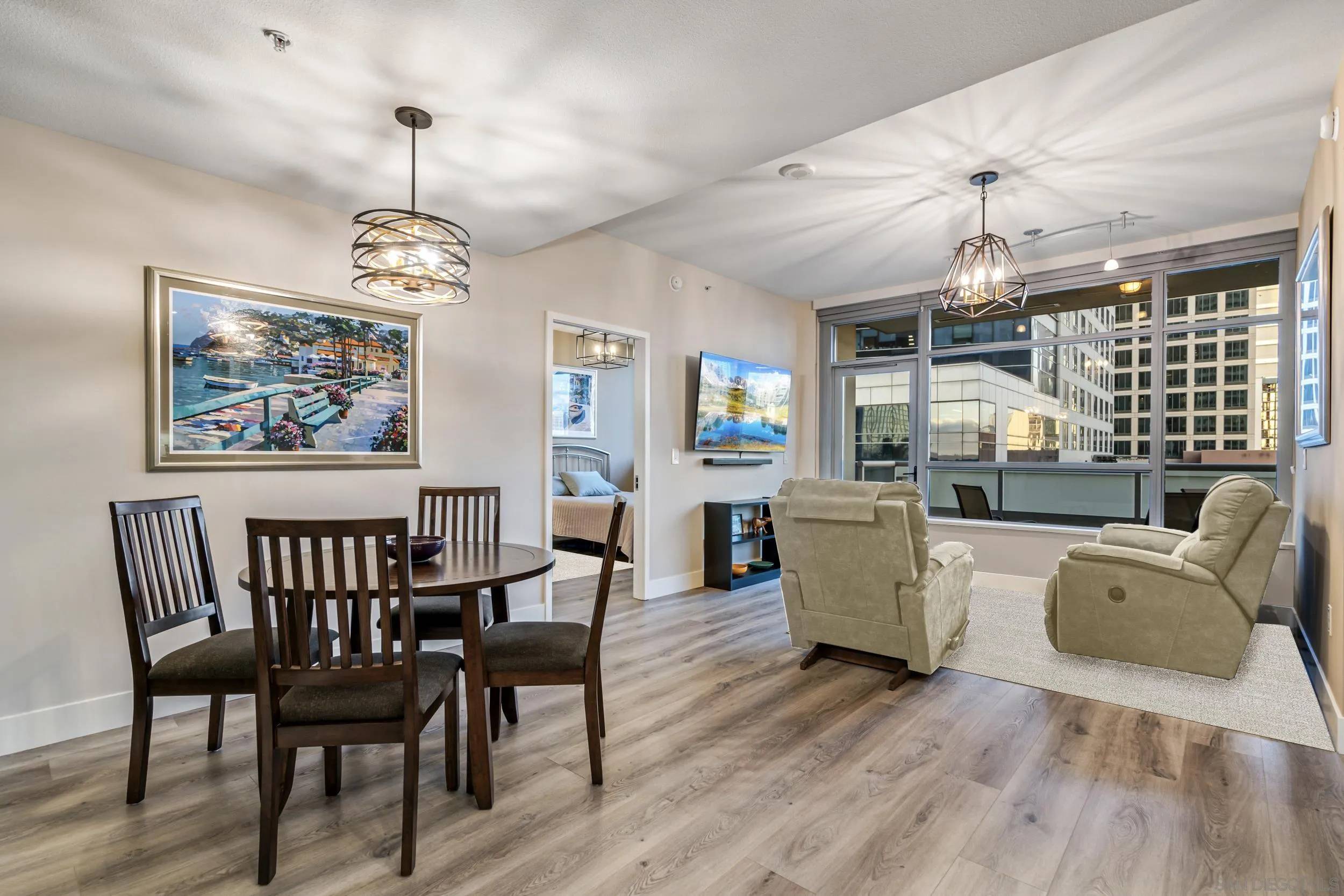 San Diego, CA 92101,700 W E St #805