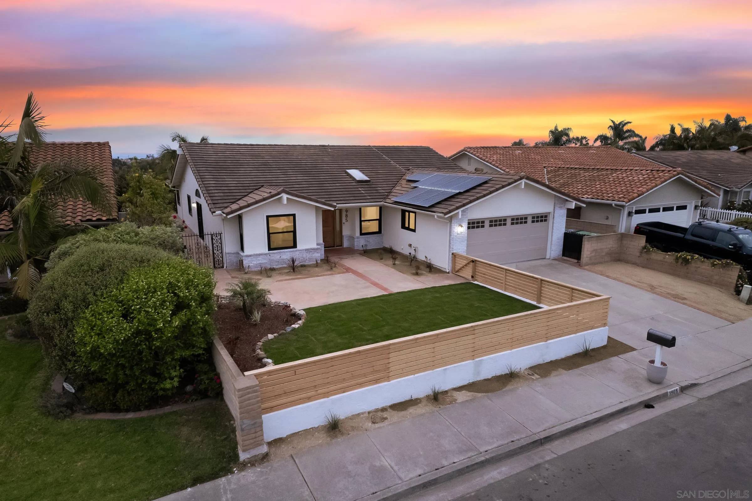Carlsbad, CA 92008,3985 Syme Dr