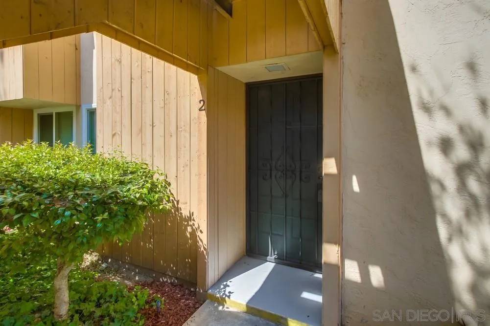 San Diego, CA 92119,8711 Navajo Road #2