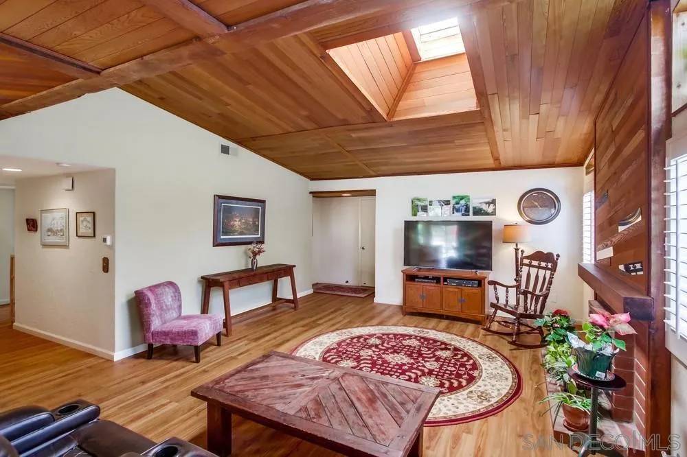 San Diego, CA 92131,11780 Treeview Pl