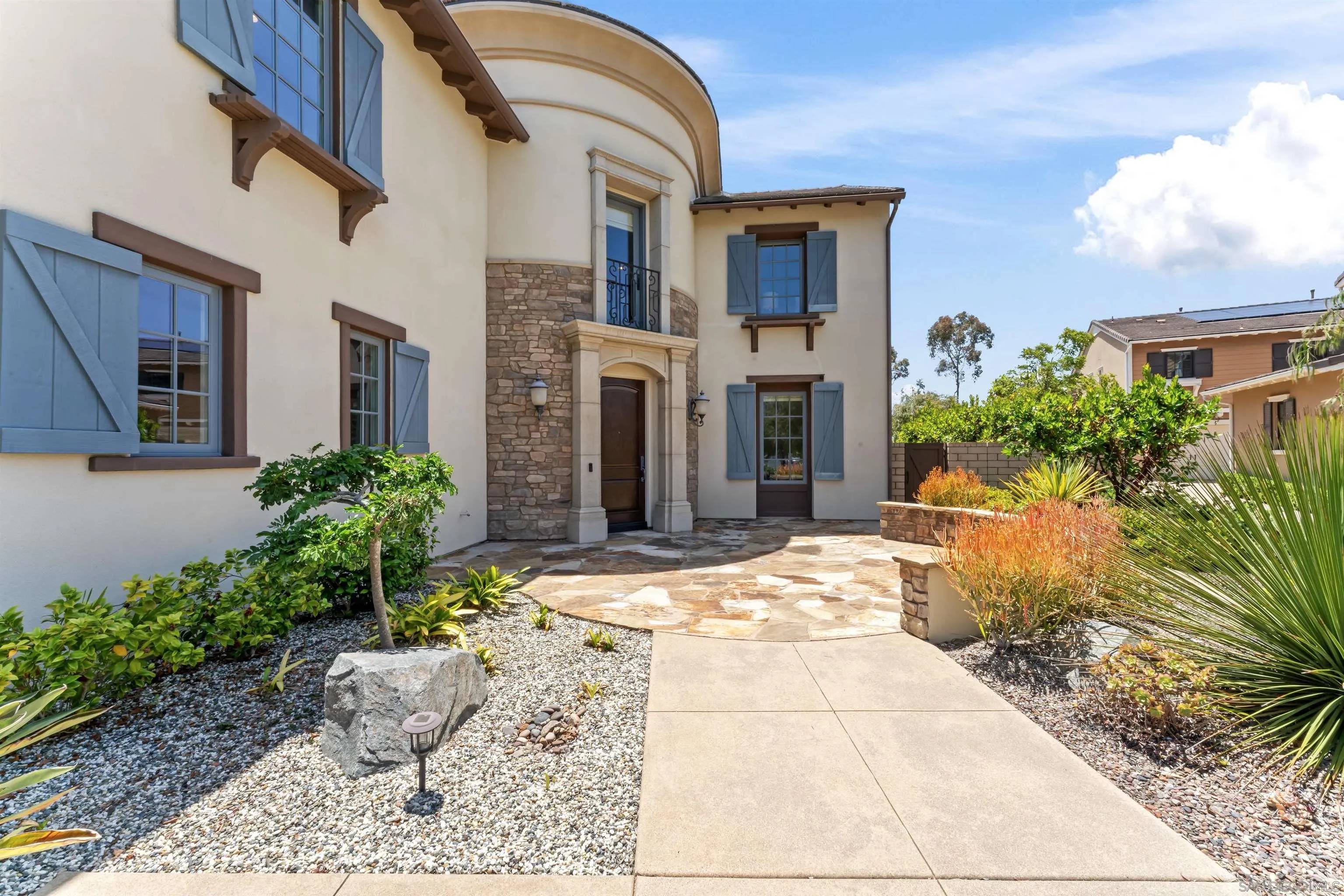 San Diego, CA 92130,10862 Equestrian Ridge Ct