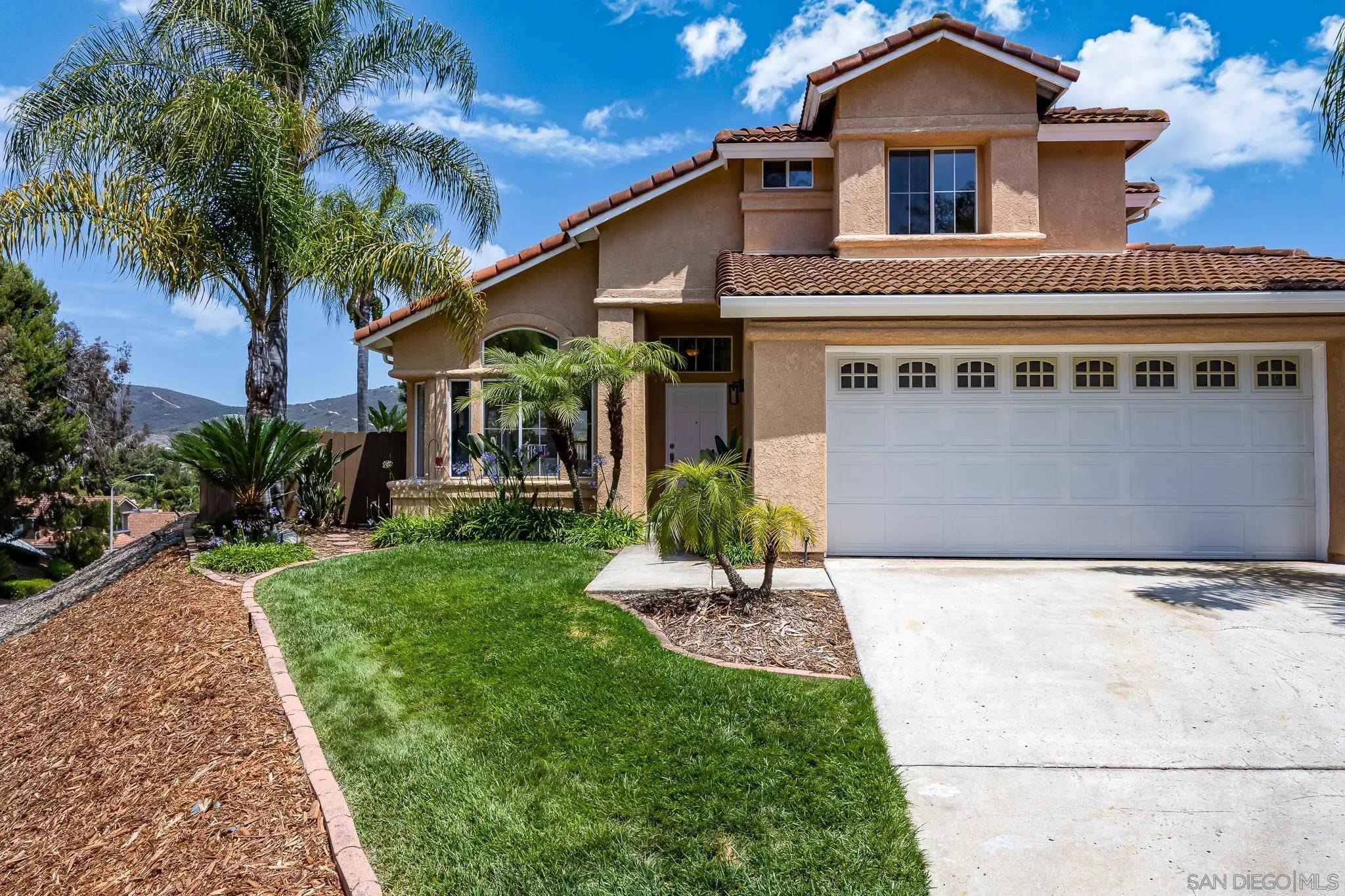 San Marcos, CA 92069,1389 Avenida Azul