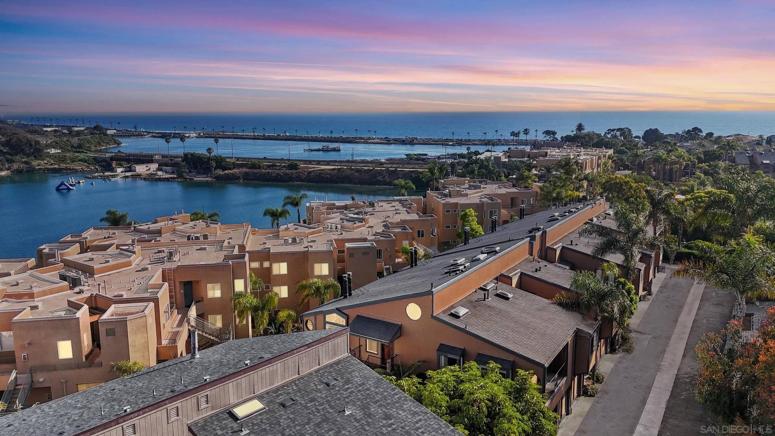 Carlsbad, CA 92008,811 Kalpati Cr #B