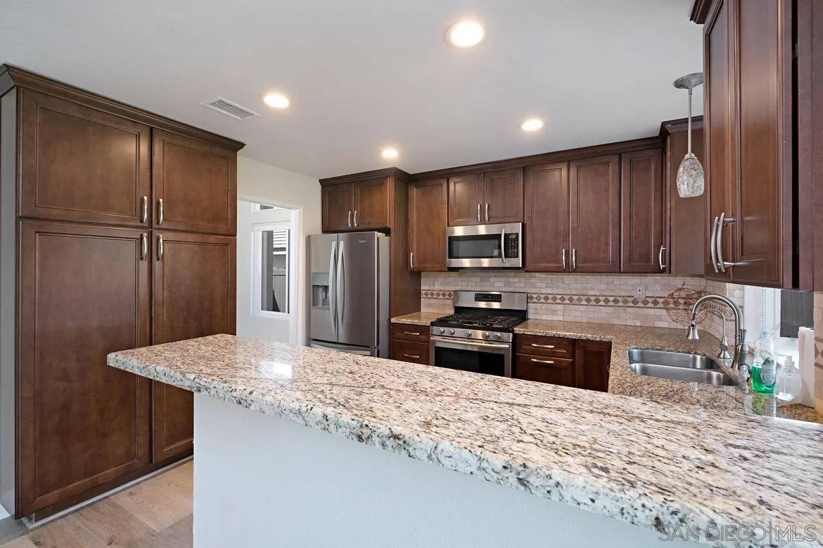 Temecula, CA 92591,29756 Via La Vida