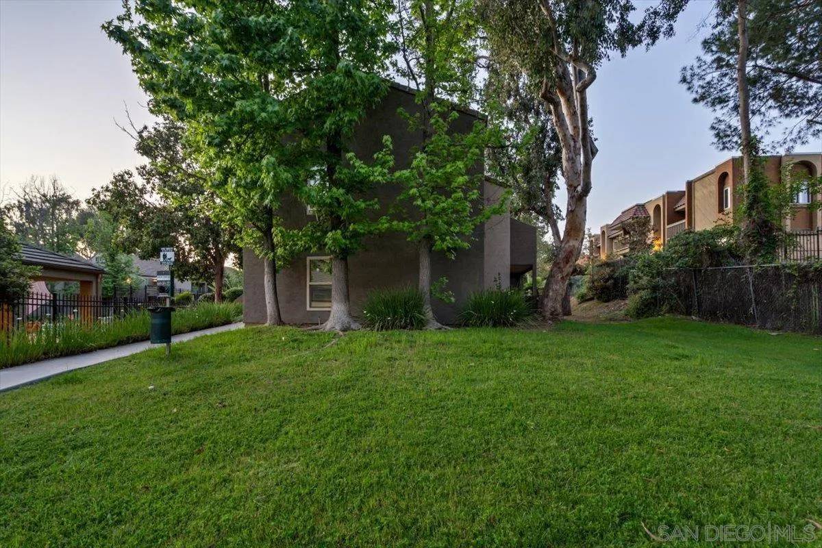 Escondido, CA 92026,1350 N Escondido Blvd #37