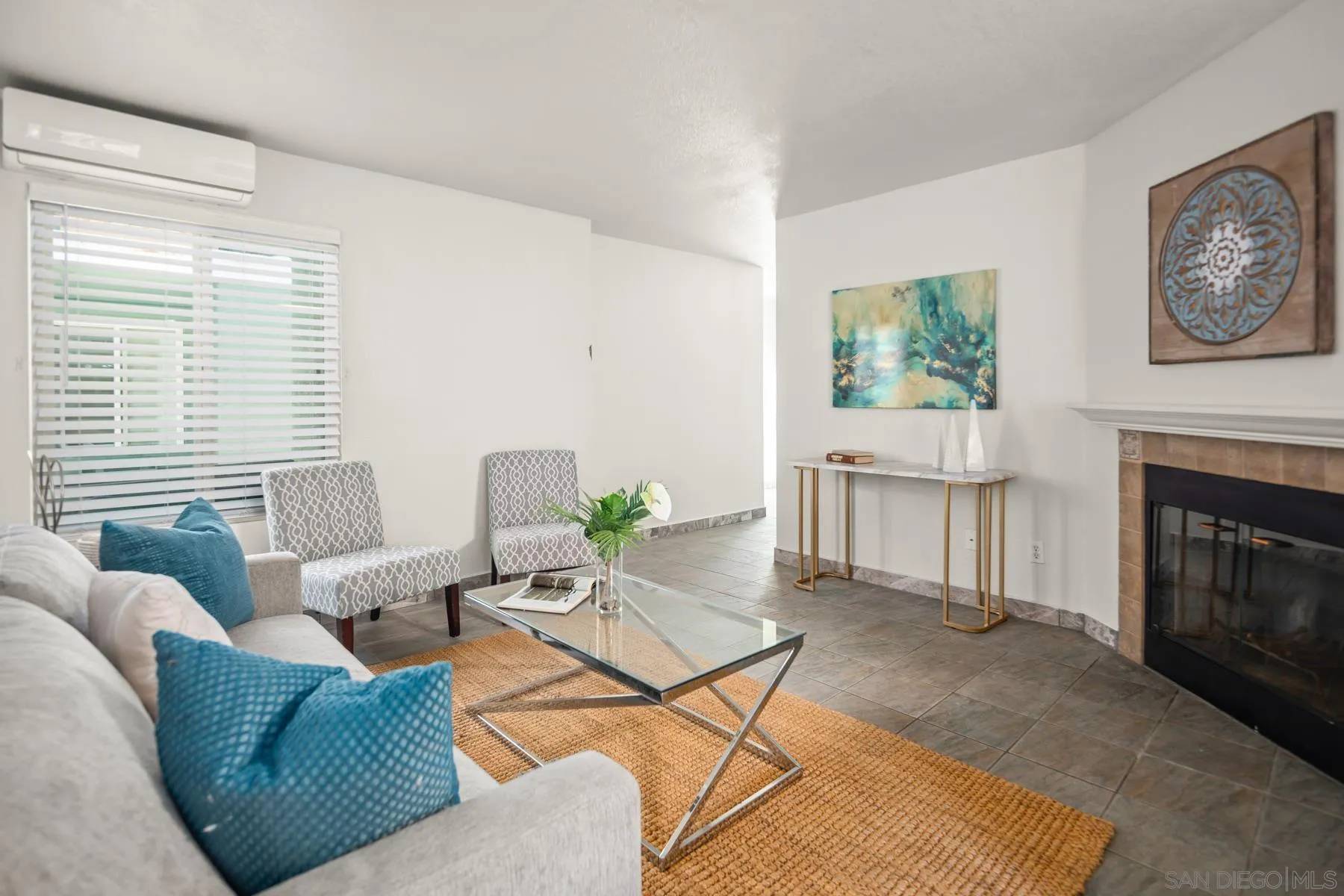 San Diego, CA 92104,4345 Florida St #1