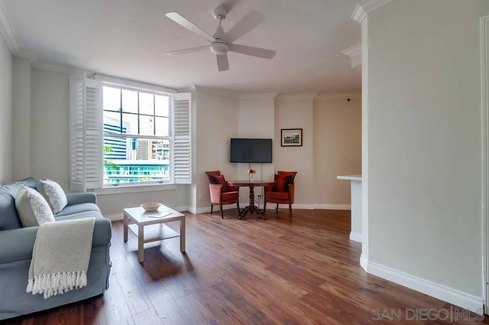 San Diego, CA 92101,702 ASH ST #301