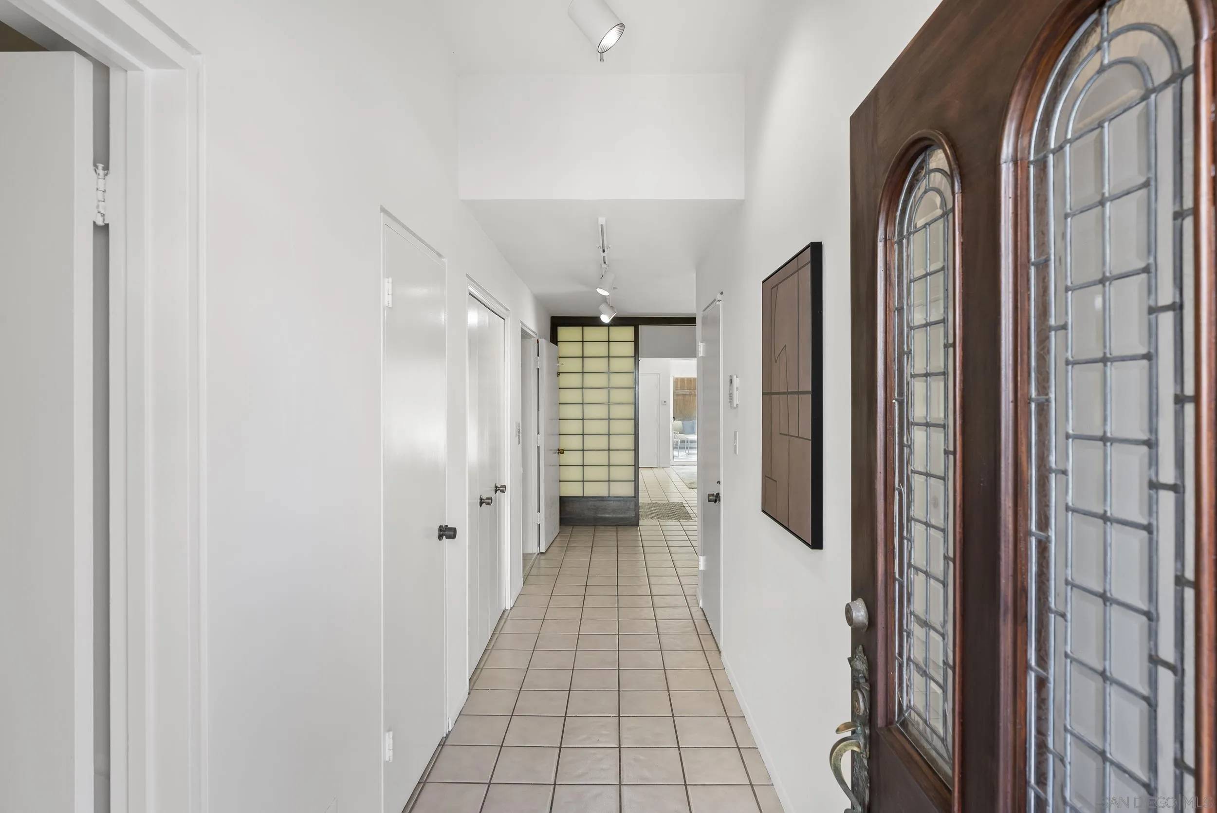 La Jolla, CA 92037,1229 Roslyn Ln