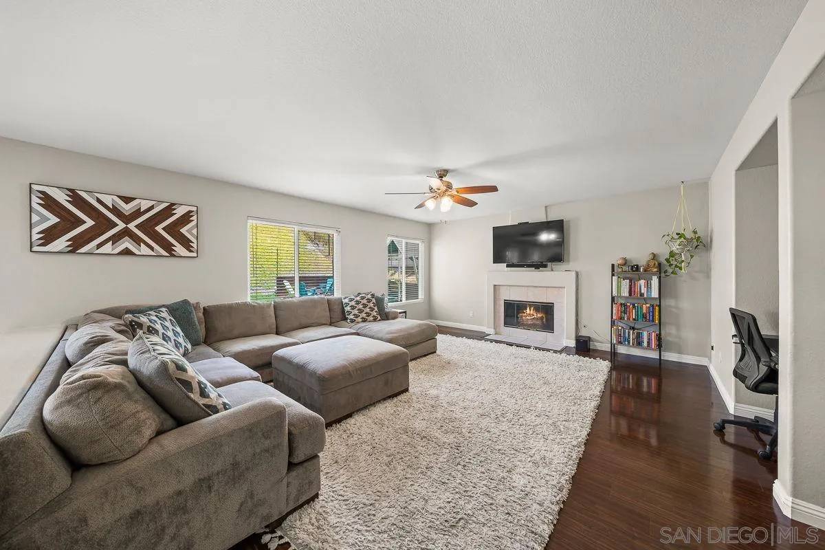 San Marcos, CA 92078,1063 Via Vera Cruz