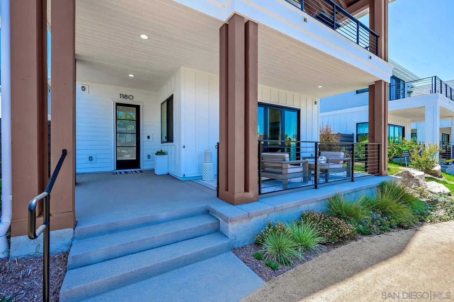 Encinitas, CA 92024,1180 Molara Ln