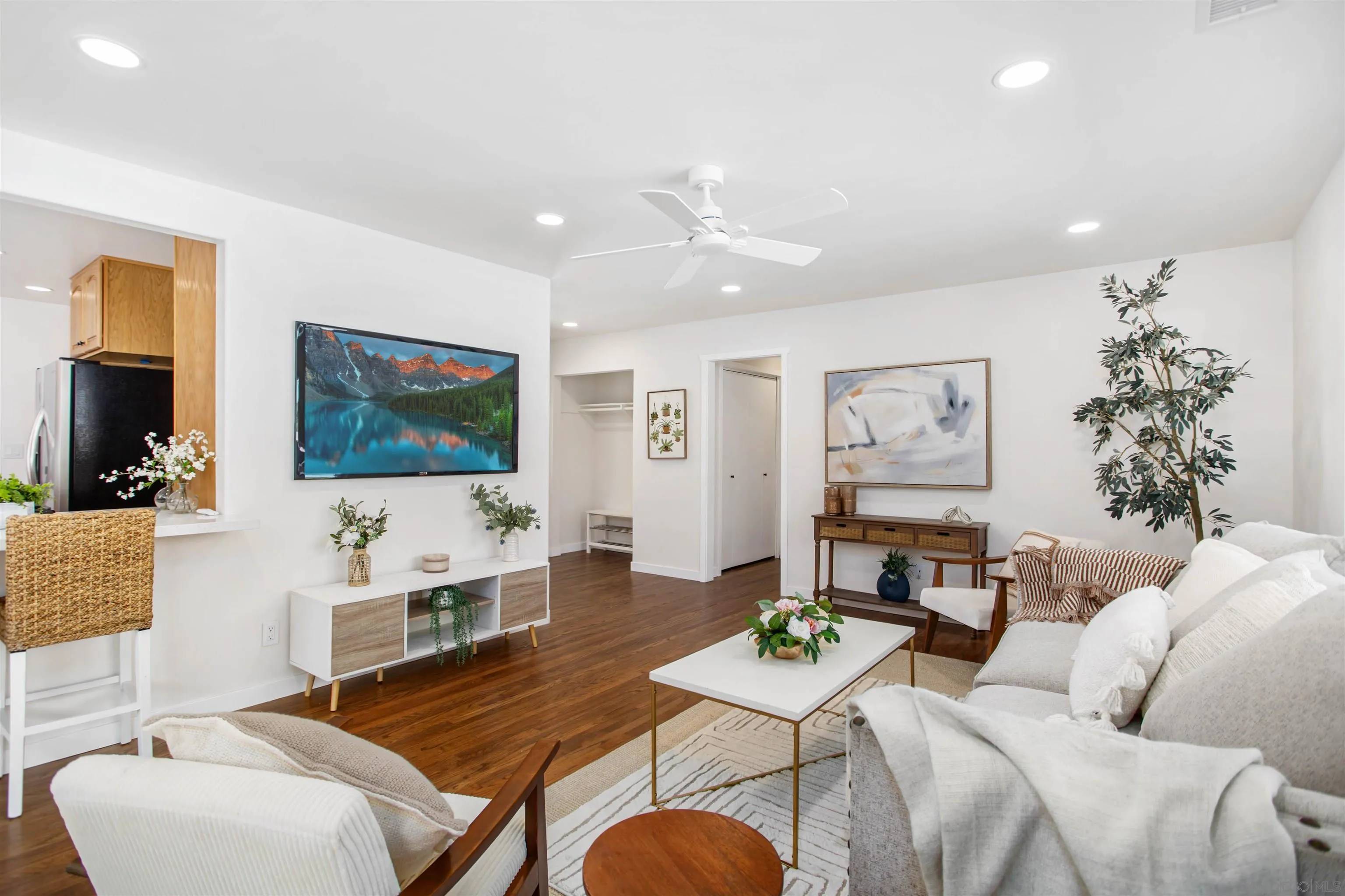 San Diego, CA 92139,2790 Rhoades Rd