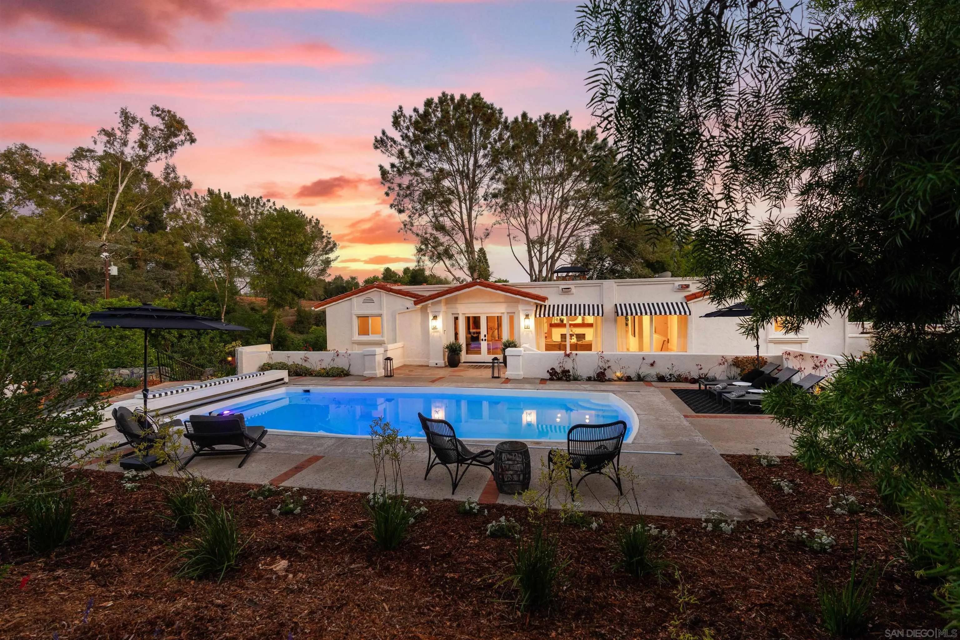 Rancho Santa Fe, CA 92067,6347 Las Colinas