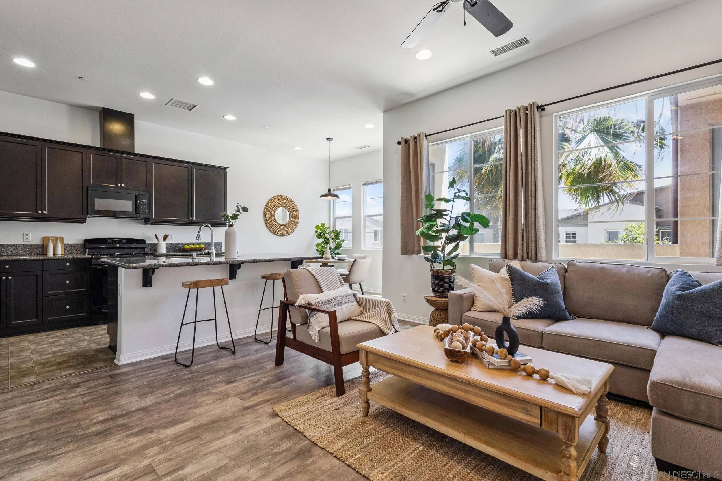 Oceanside, CA 92057,5057 Waterview Way #206