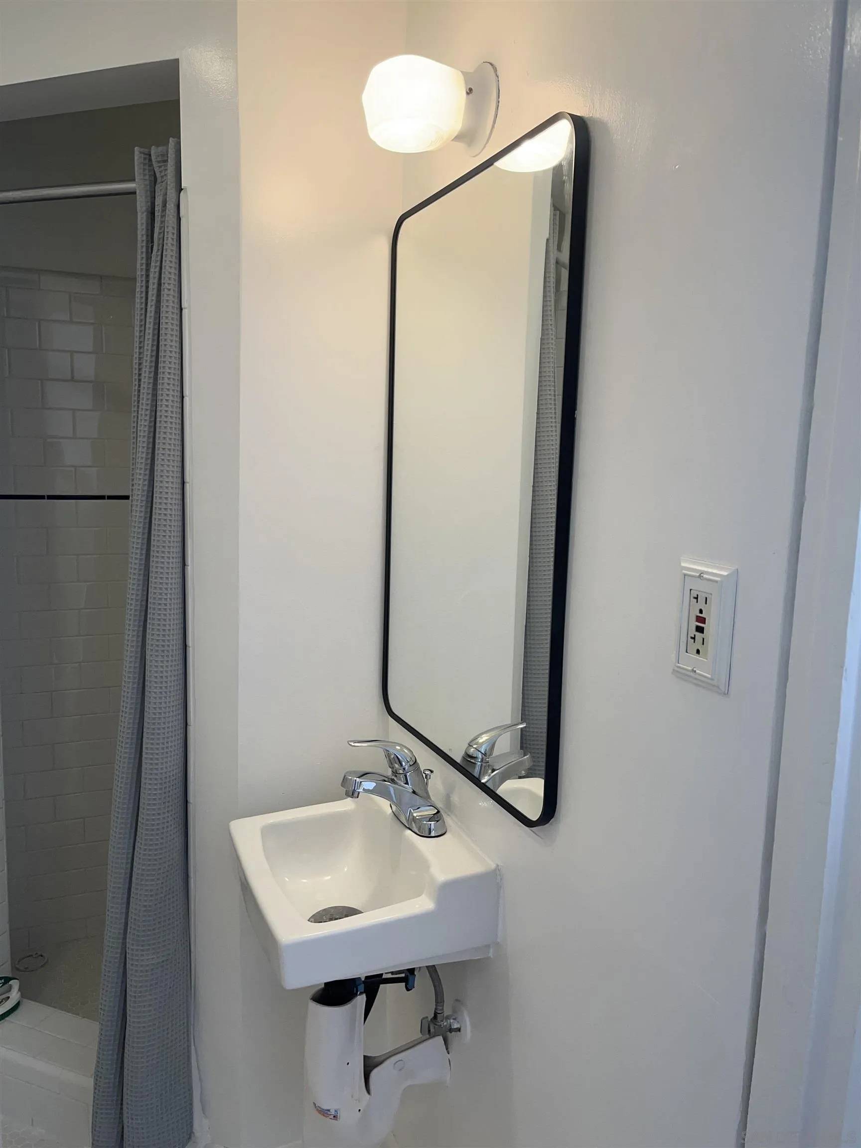 San Diego, CA 92101,702 Ash #500