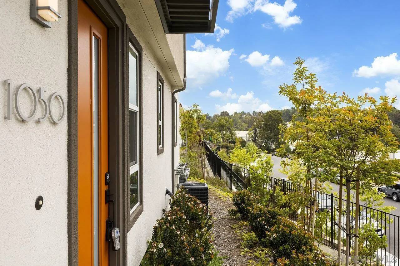 Vista, CA 92081,1050 Kendale Way