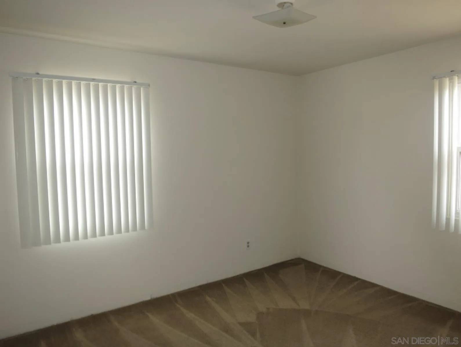 Imperial Beach, CA 91932,935 4th ST