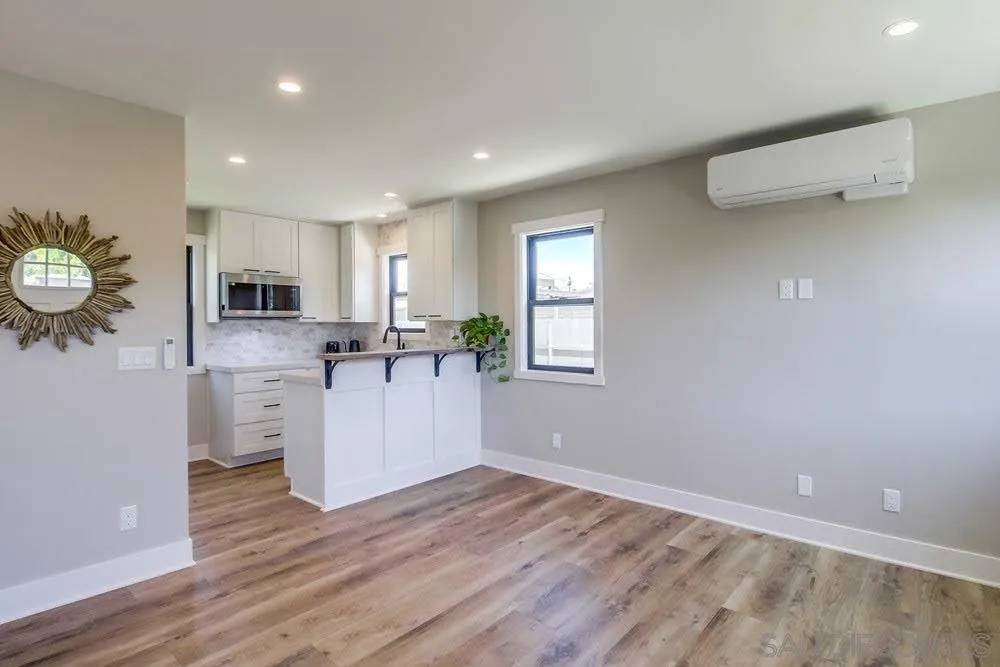 Imperial Beach, CA 91932,1149-2 Connecticut